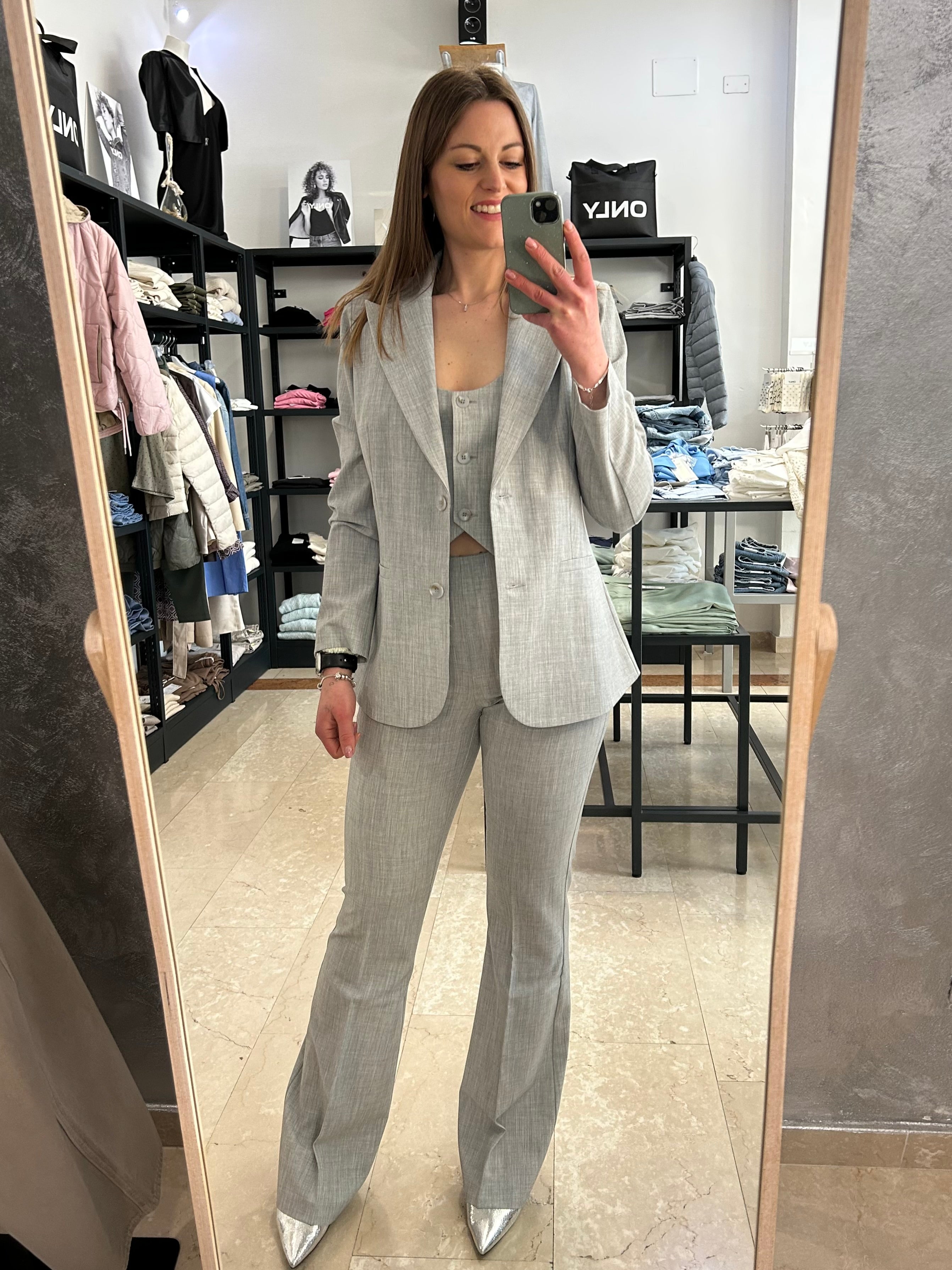 Pantalone flared