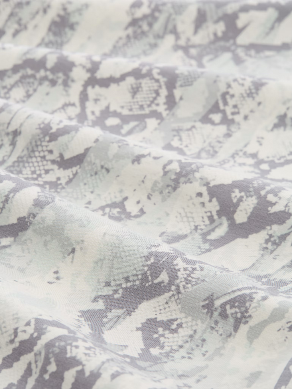 Top snake pattern