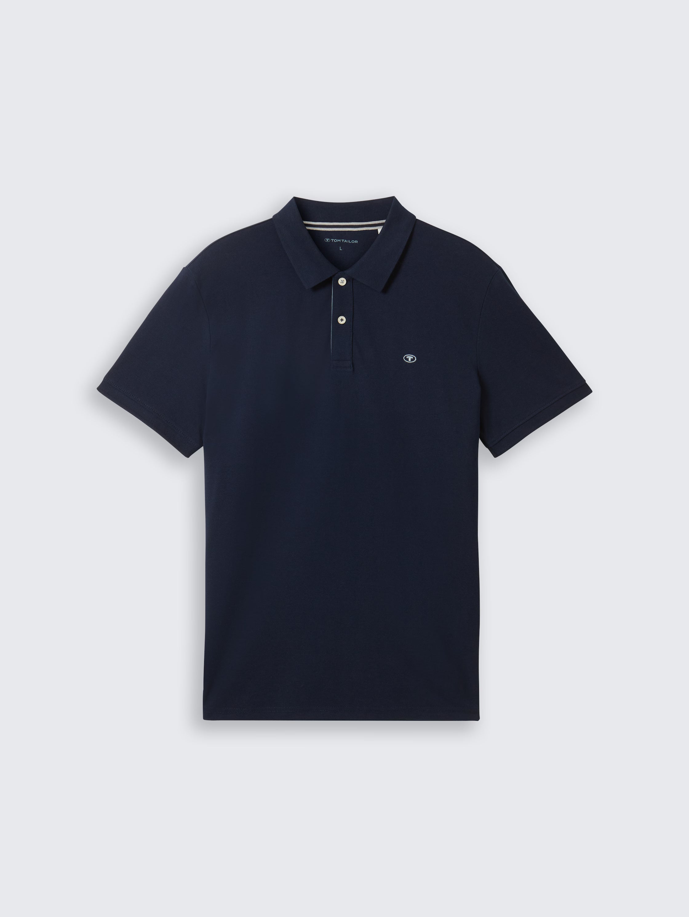 Polo basica con contrasto