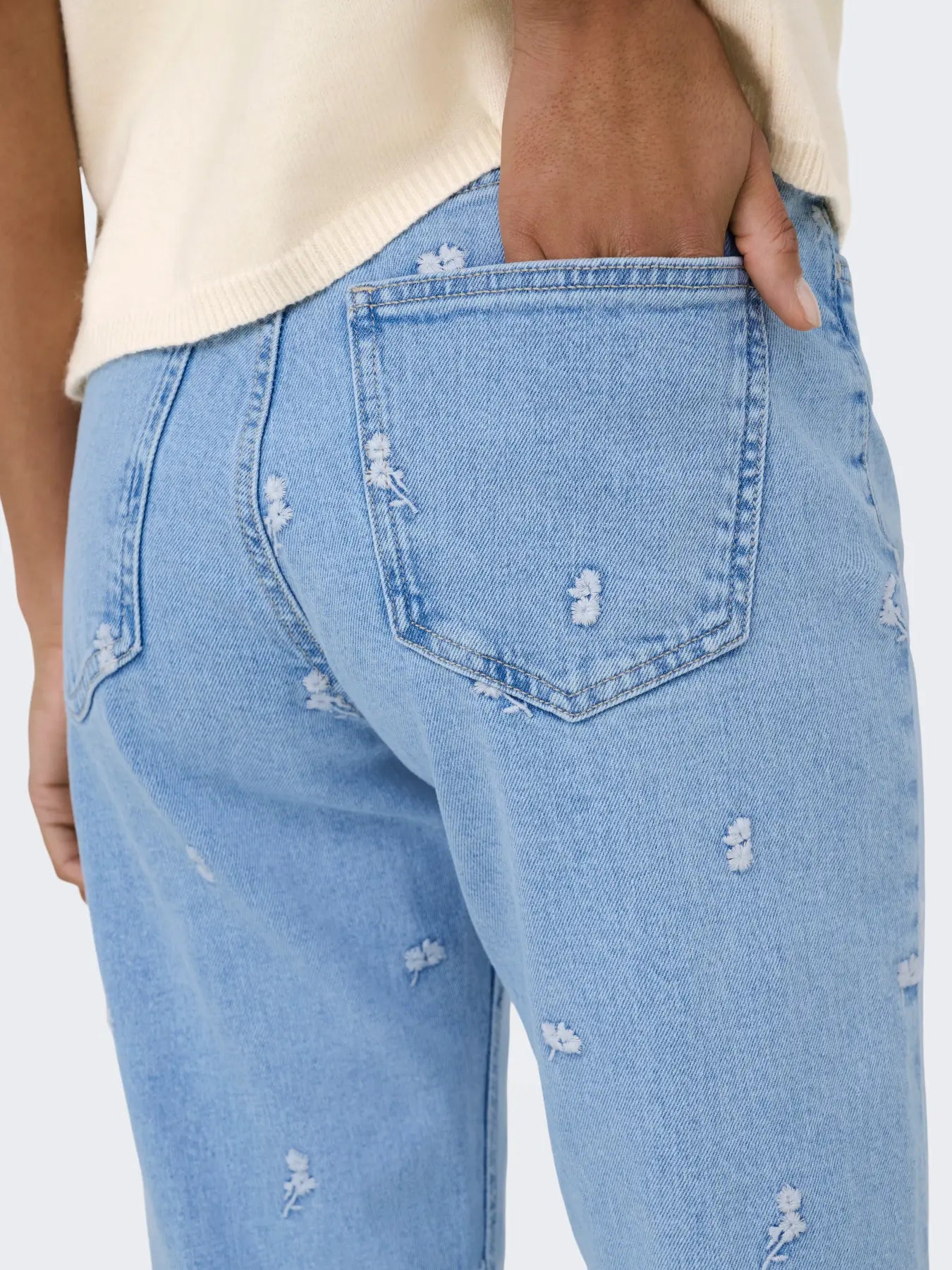 Jeans Emily con ricamo