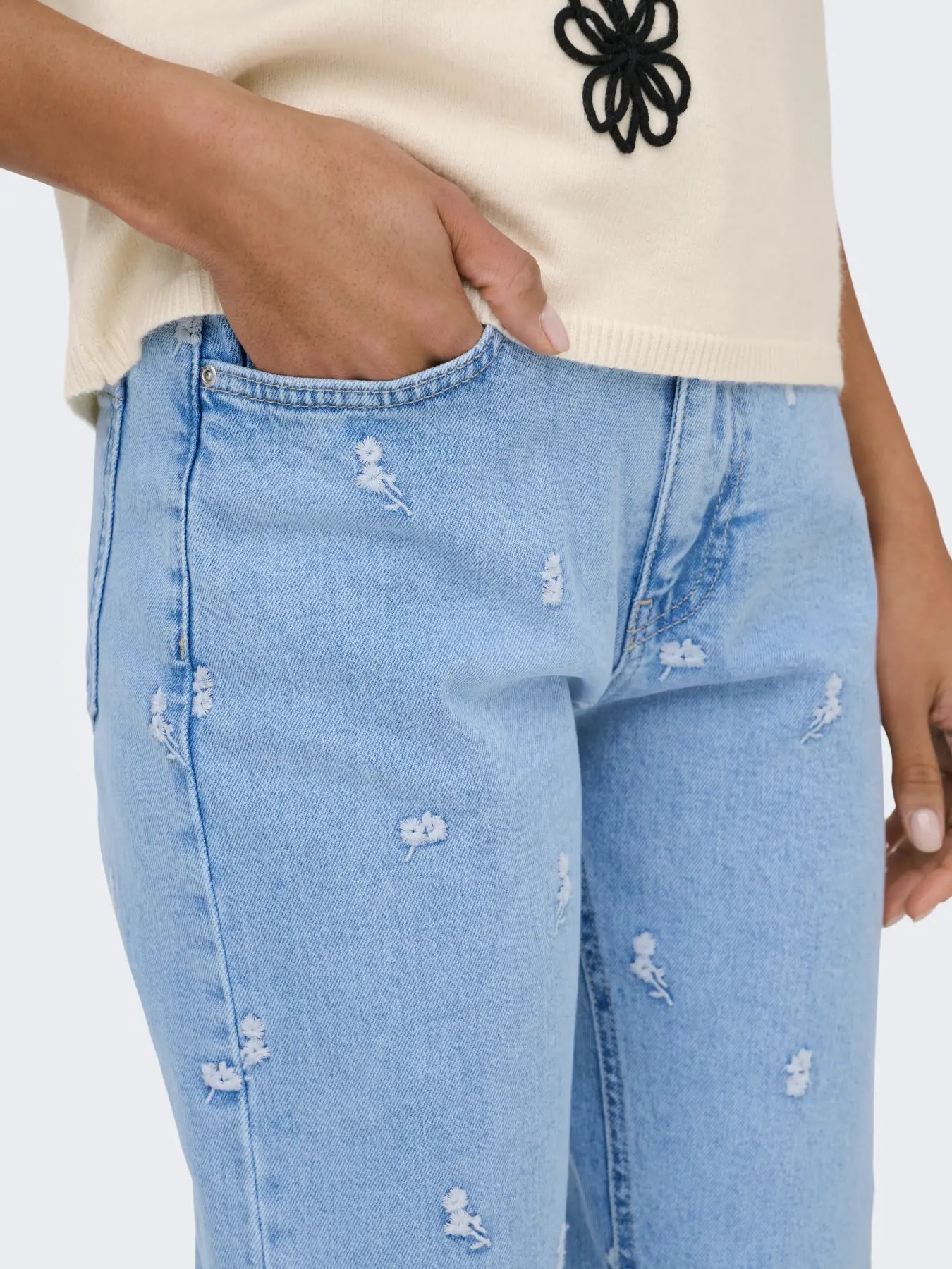 Jeans Emily con ricamo