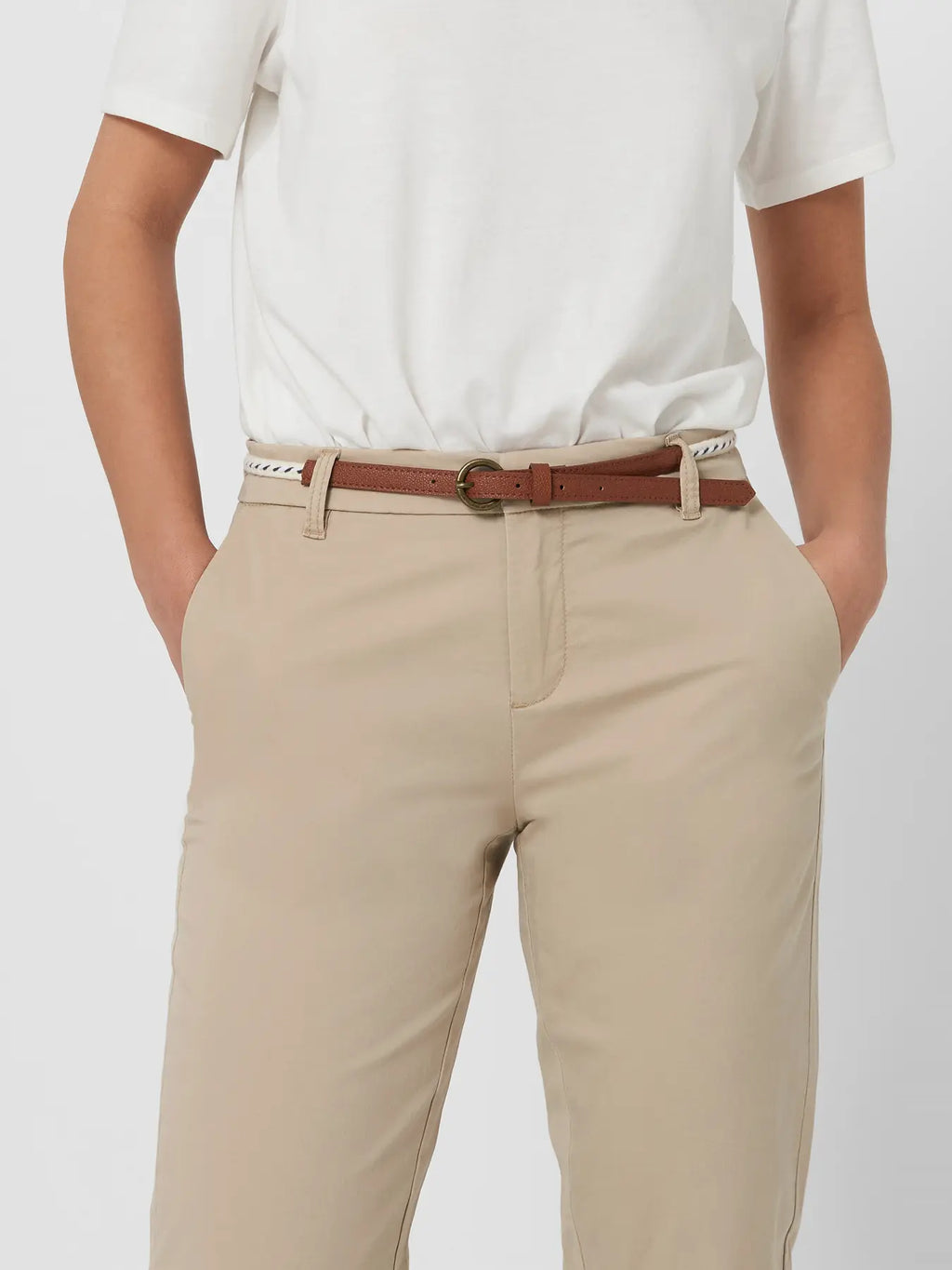 Pantalone chino Biana con cintura