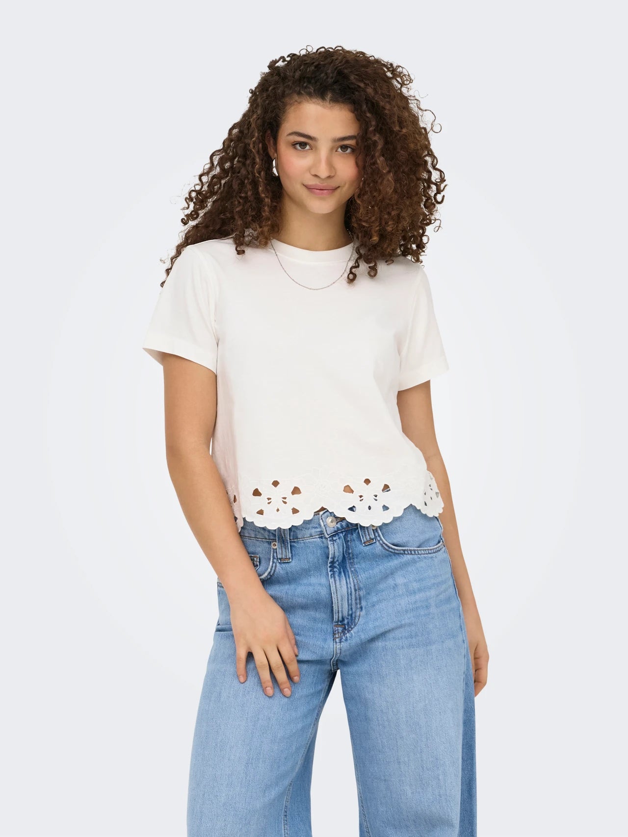T-shirt con pizzo